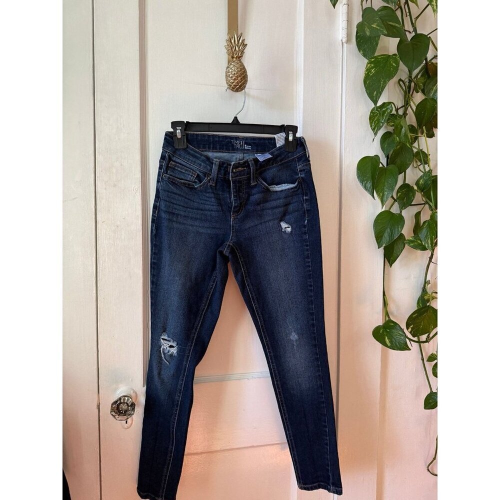 Time & Tru women’s size 6 petite skinny, dark blue jean pants